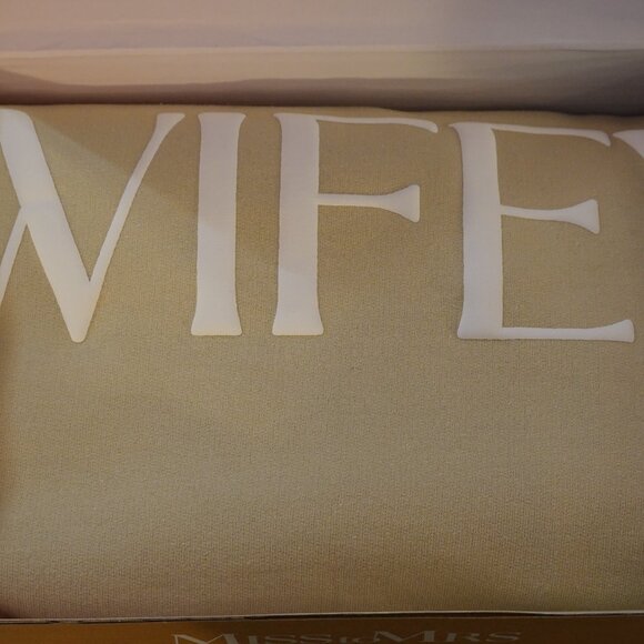 Miss to Mrs. "WIFEY" Sweatshirt - 2XL - Picture 3 of 4